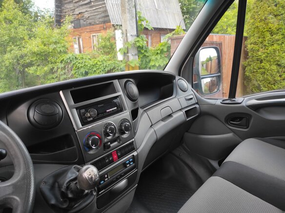 2013 Iveco Daily, белый, 1500000 рублей - вид 4