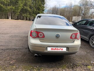 2009 Volkswagen Passat B6, серебристый, 700000 рублей, вид 3