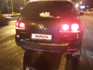 2008 Volkswagen Touareg I Рестайлинг, чёрный, 850000 рублей, вид 3