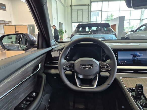 2026 Geely Monjaro I Рестайлинг, серый, 4954990 рублей - вид 9