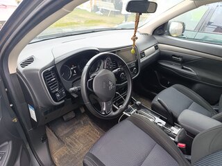2018 Mitsubishi Outlander III Рестайлинг 2, серый, 1550000 рублей, вид 5