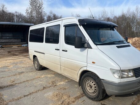 1996 Mercedes-Benz Sprinter, белый, 1000000 рублей, вид 3
