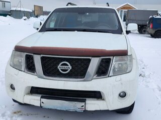2011 Nissan Pathfinder III Рестайлинг, белый, 1200000 рублей, вид 2