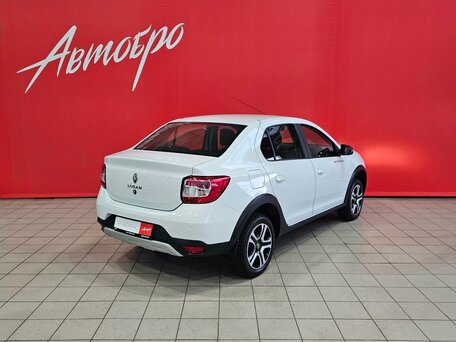 2022 Renault Logan Stepway II Рестайлинг, белый, 1215000 рублей, вид 5