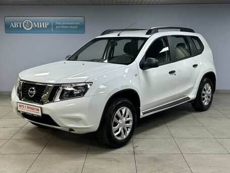 Nissan Terrano III (D10)
