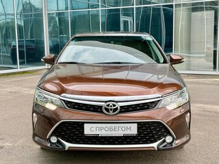 2018 Toyota Camry VII (XV50) Рестайлинг 2, коричневый, 2210000 рублей, вид 2