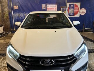 2024 Lada (ВАЗ) Vesta I Рестайлинг (NG), белый, 1250000 рублей, вид 1