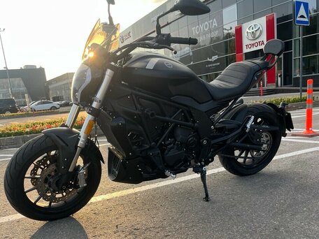 2024 Benelli 502 C, чёрный, 488000 рублей, вид 3