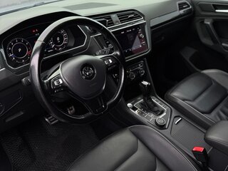 2018 Volkswagen Tiguan II, серебристый, 2800000 рублей, вид 5