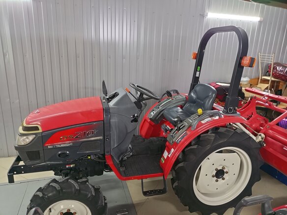 2015 Mitsubishi MT-205, пурпурный, 930000 рублей - вид 5