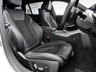 2023 BMW 3 серии 318i VII (G2x) Рестайлинг, белый, 2700005 рублей, вид 5