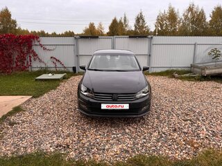 2018 Volkswagen Polo V Рестайлинг, серый, 665000 рублей, вид 1