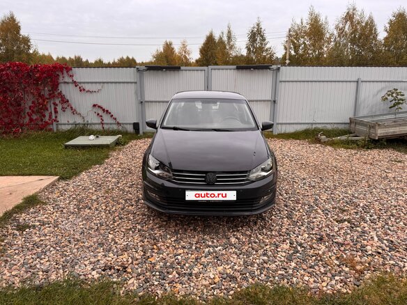 2018 Volkswagen Polo V Рестайлинг, серый