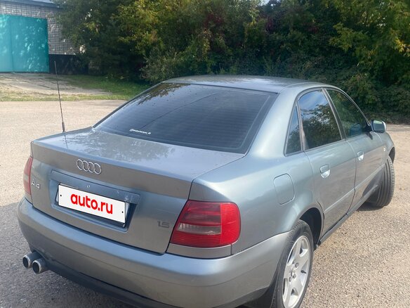 1999 Audi A4 I (B5) Рестайлинг, белый, 390000 рублей - вид 1