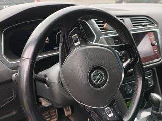 2018 Volkswagen Tiguan II, коричневый, 2909990 рублей, вид 5
