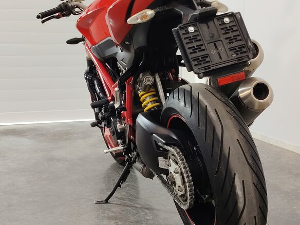 2011 Ducati Streetfighter, красный, 549000 рублей - вид 6