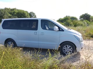 2011 Hyundai Grand Starex I, белый, 1500000 рублей, вид 3