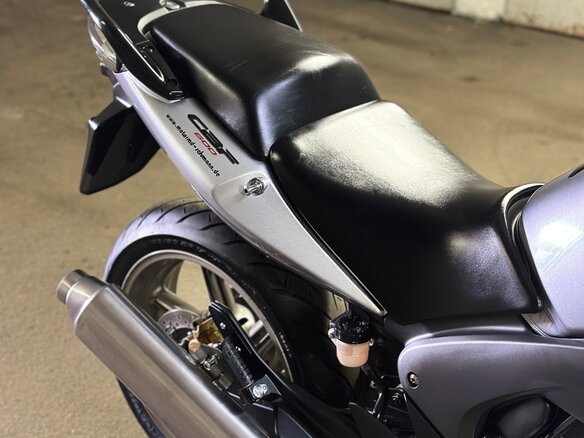 2009 Honda CBF 600, серый, 550000 рублей - вид 1
