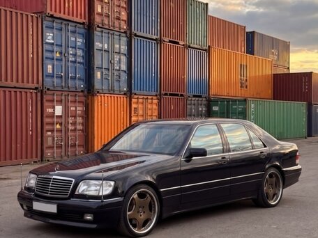 1997 Mercedes-Benz S-Класс 500 III (W140) Рестайлинг, синий, 2950000 рублей, вид 1