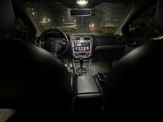 2011 Ford Focus II Рестайлинг, чёрный, 550000 рублей, вид 5