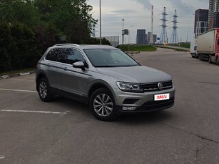 2017 Volkswagen Tiguan II, серебристый, 2290000 рублей, вид 4