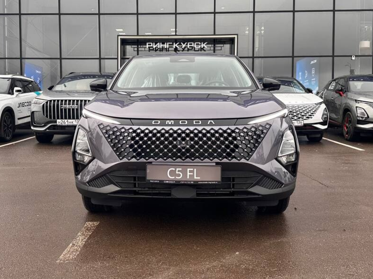 Открыть фотографии: Omoda C5 II