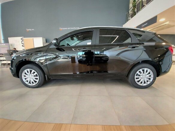 2026 Lada (ВАЗ) Vesta SW I Рестайлинг (NG), чёрный - вид 2