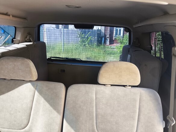 2004 Nissan Serena II (C24), серый, 375999 рублей - вид 8
