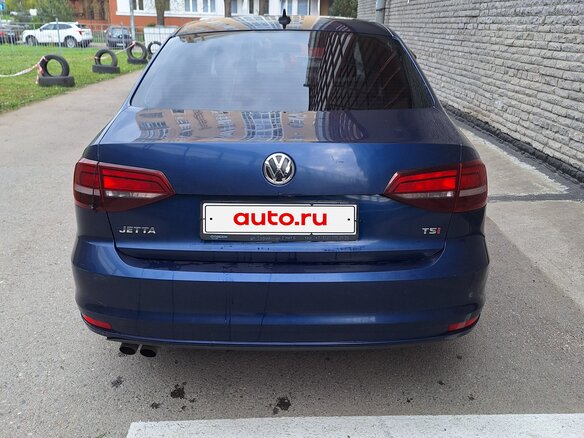 2016 Volkswagen Jetta VI Рестайлинг, синий, 550000 рублей - вид 3