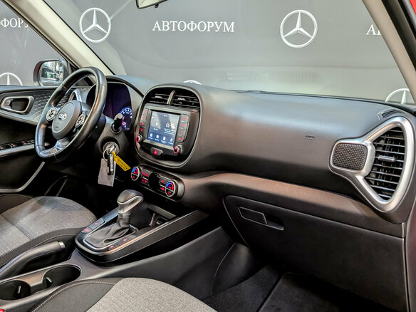 2019 Kia Soul III, красный, 2050000 рублей - вид 10