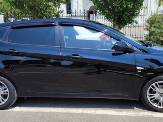 2014 Hyundai Solaris I Рестайлинг, чёрный, 1130000 рублей, вид 3