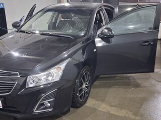 2013 Chevrolet Cruze I Рестайлинг, чёрный, 740000 рублей, вид 3