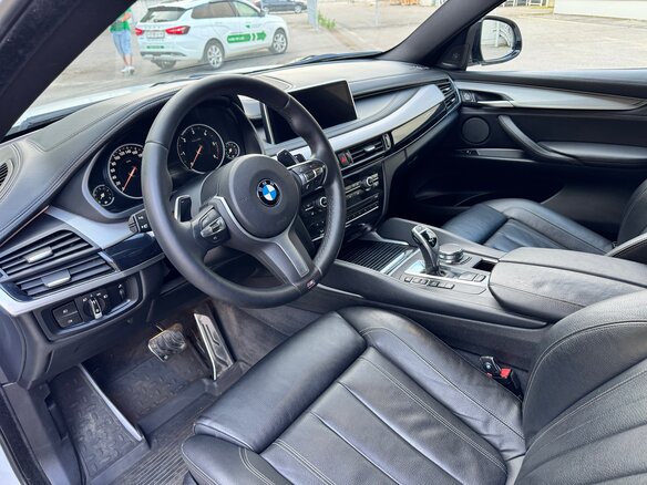 2018 BMW X6 40d II (F16), белый, 3500000 рублей - вид 12