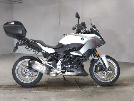 2021 BMW F 900 XR, белый, 890000 рублей, вид 1