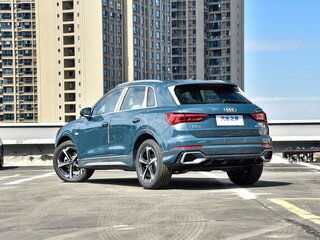 2026 Audi Q3 35 TFSI II (F3), голубой, 3900000 рублей, вид 5