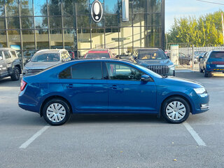 2017 Skoda Rapid I, синий, 996000 рублей, вид 4