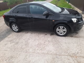 2012 Chevrolet Aveo II, чёрный, 530000 рублей, вид 2