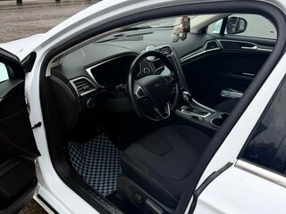 2019 Ford Mondeo V, белый, 2100000 рублей, вид 4