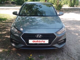 2017 Hyundai Solaris II, серый, 1060000 рублей, вид 1