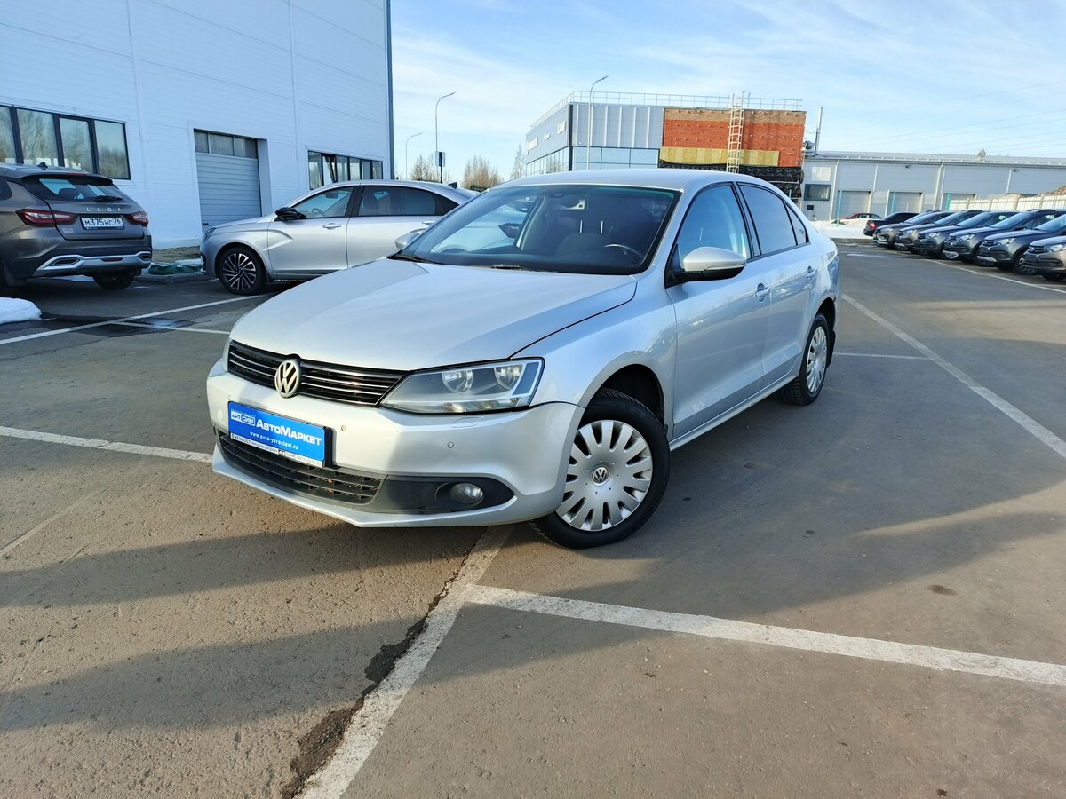 Открыть фотографии: Volkswagen Jetta VI