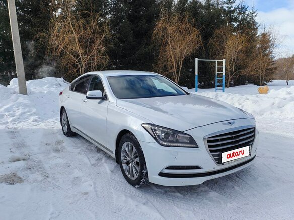 2015 Hyundai Genesis II, белый, 2300000 рублей - вид 2