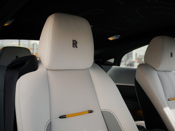 2021 Rolls-Royce Wraith Black Badge, голубой, 60500000 рублей - вид 23