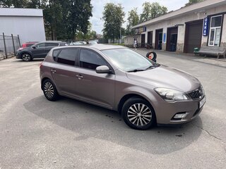 2012 Kia Ceed I Рестайлинг, бежевый, 650000 рублей, вид 2
