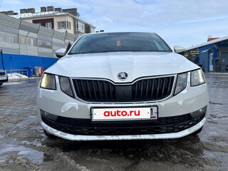 2019 Skoda Octavia III (A7) Рестайлинг, белый, 1180000 рублей, вид 5