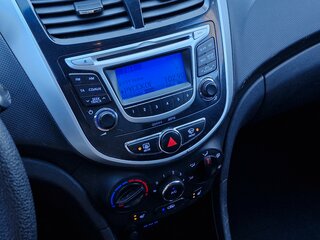 2014 Hyundai Solaris I, чёрный, 573000 рублей, вид 5