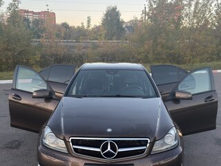 2013 Mercedes-Benz C-Класс 180 III (W204) Рестайлинг, коричневый, 1700000 рублей, вид 3