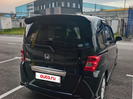 2008 Honda Freed I, чёрный, 950000 рублей, вид 4