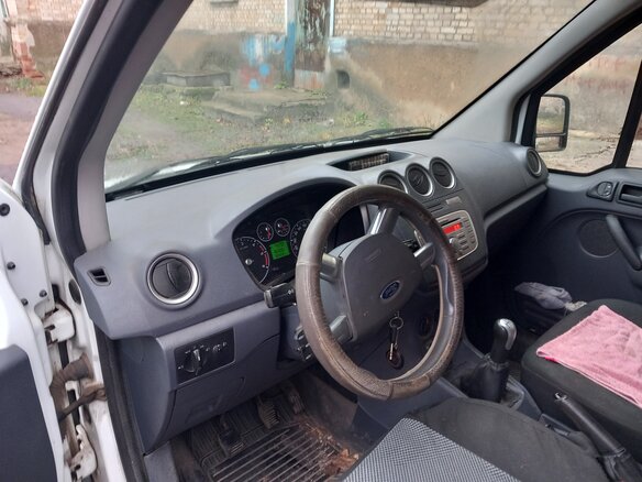 2011 Ford Transit Connect, белый, 800000 рублей - вид 6
