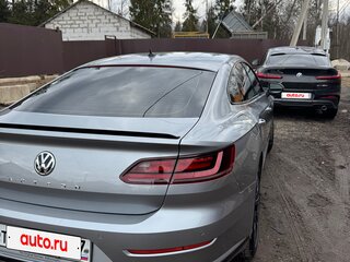 2019 Volkswagen Arteon I, серебристый, 3100000 рублей, вид 4