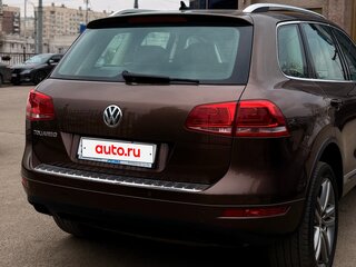 2013 Volkswagen Touareg II, коричневый, 2100000 рублей, вид 5